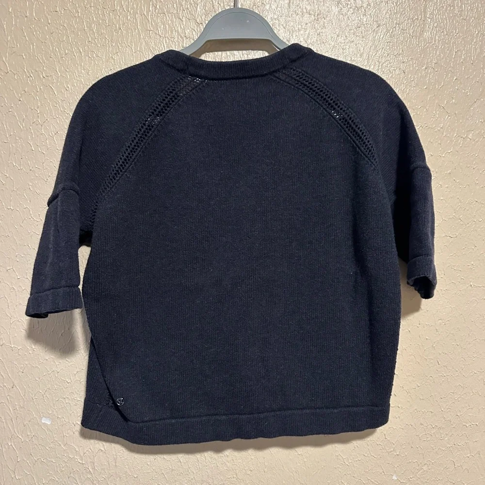 Lululemon Bhakti Reality Short Sleeve Sweater Size 8‎ Navy